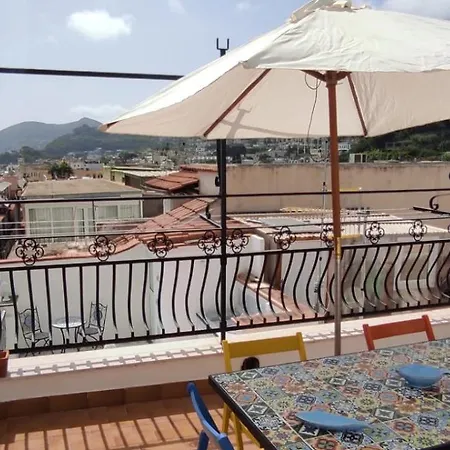 La Casa Rosa Di Giulia Nyaraló Lacco Ameno