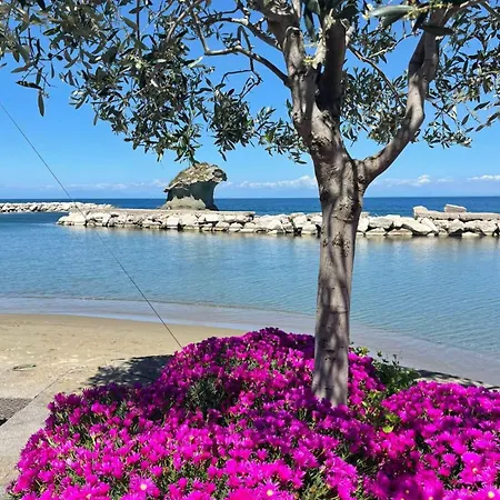 Nyaraló La Casa Rosa Di Giulia